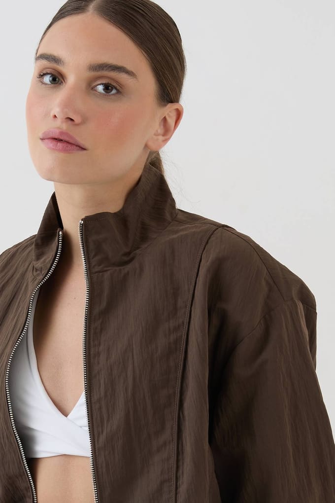 Dames Dsgn Studio Gepelde Funnel Neck Jas | Espresso | Maat: Medium