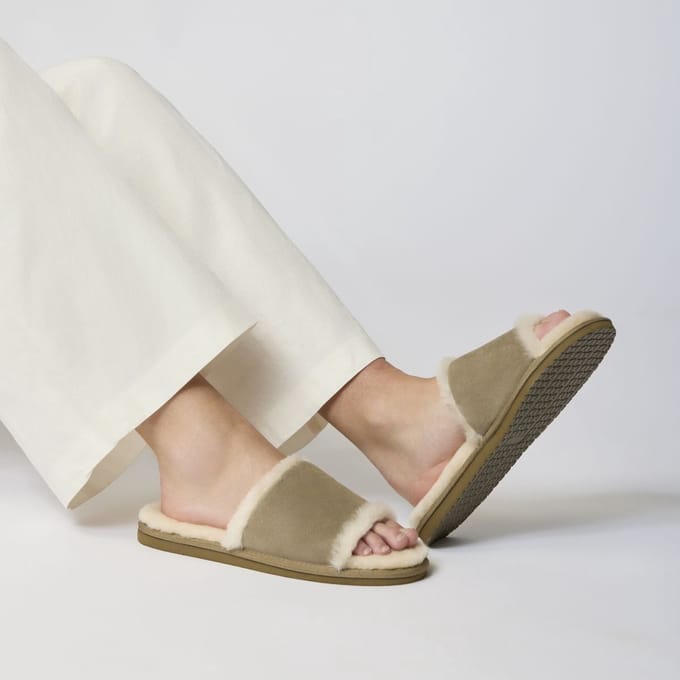 Sheepskin House - Klassieke Slipper - Schapenvacht - EVA buitenzool