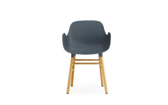 Normann Copenhagen - Form fauteuil met houten frame - blauw - eiken