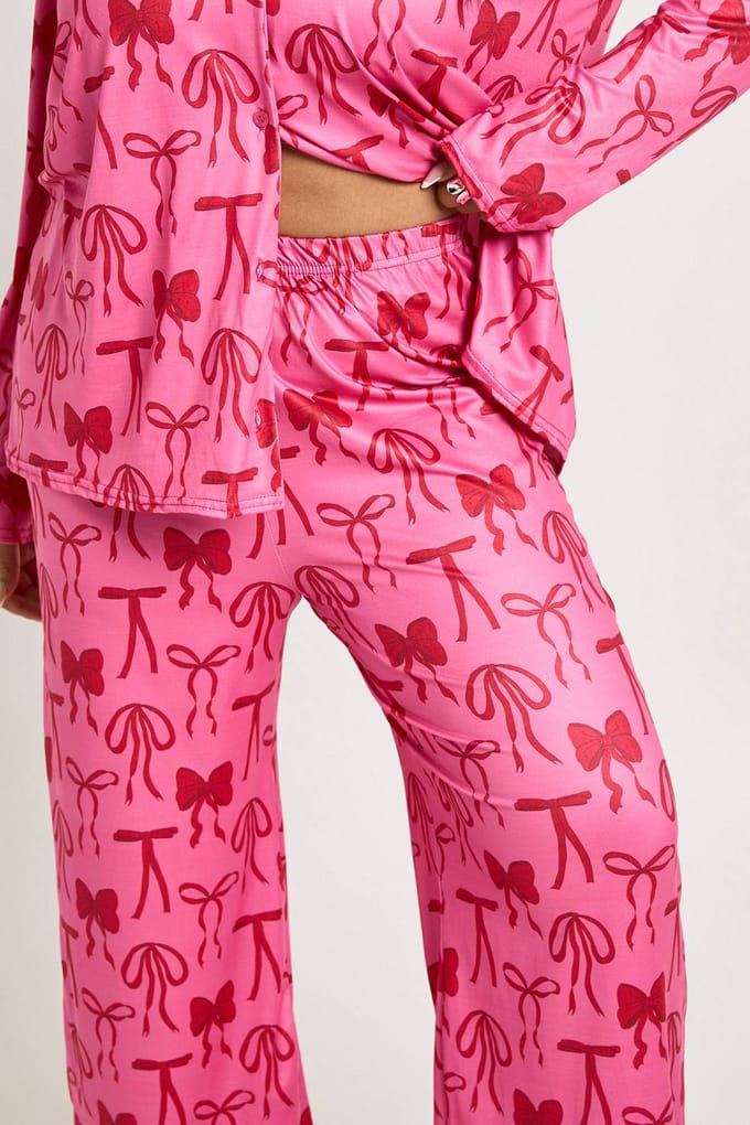 boohoo Dames Plus Strikprint Lange Mouw & Broek Pyjama Set | Pink | Maat: 24