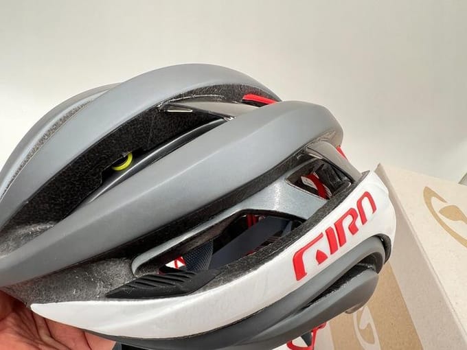 Fietshelm Giro Aether Mips