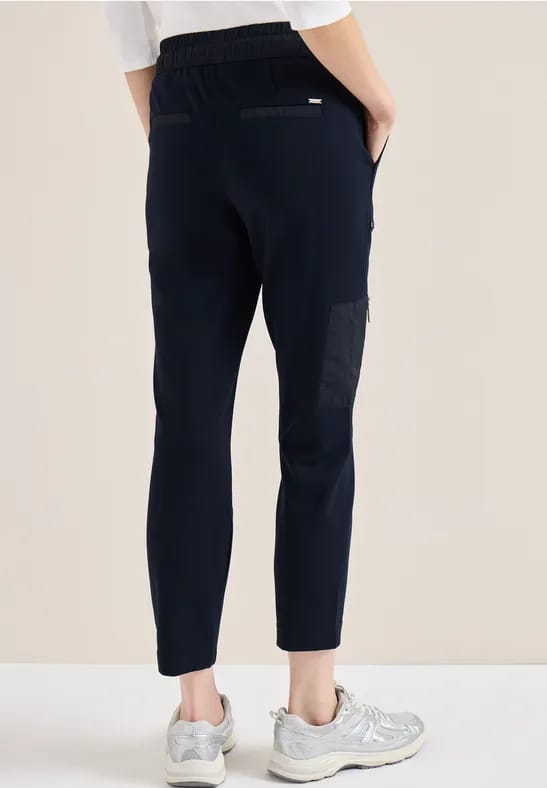 Broek met smalle pijpen