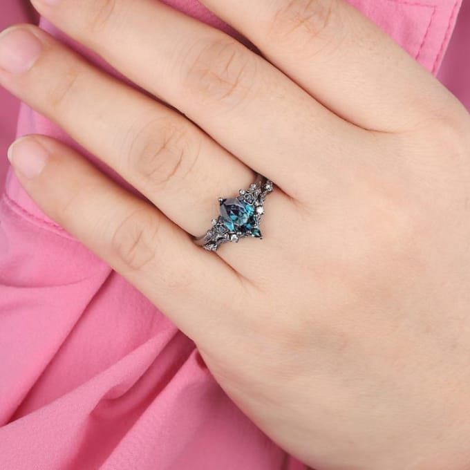 Modieuze Blauwe Bloem Ringen Set, Gepersonaliseerde Gelaagde Ring voor Dames, Lichte Luxe High-End Ring, Niche Ontwerp Veelzijdig Accessoire 10 blauw
