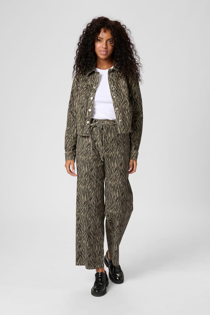 Jeans KAleondra Loose fit black offwhite