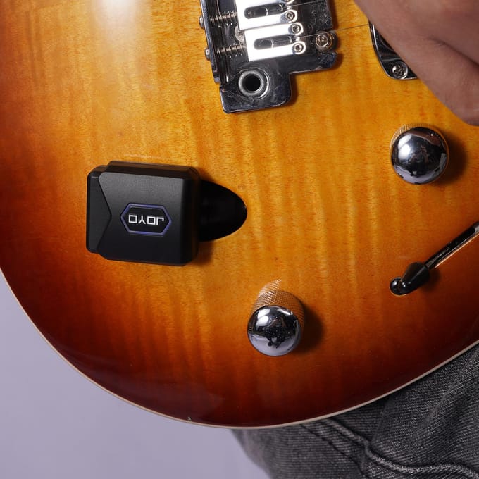 JOYO 5.8G Draadloos Gitaarsysteem Zender Ontvanger Set met Oplaadcompartiment Digitaal zwart