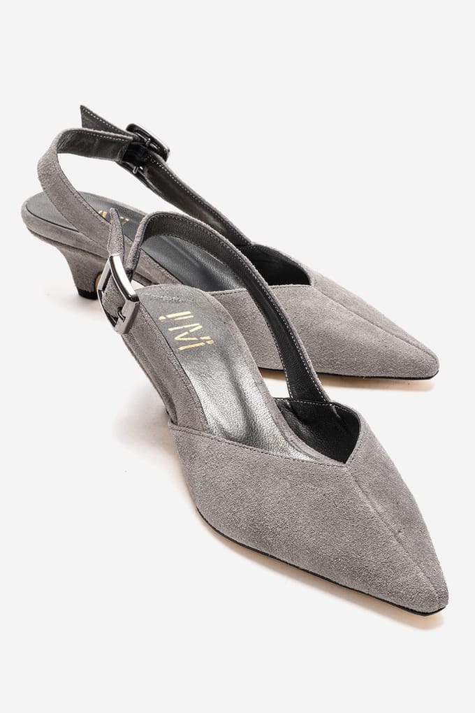 Dioris Leren Slingback Kitten Hak Pump