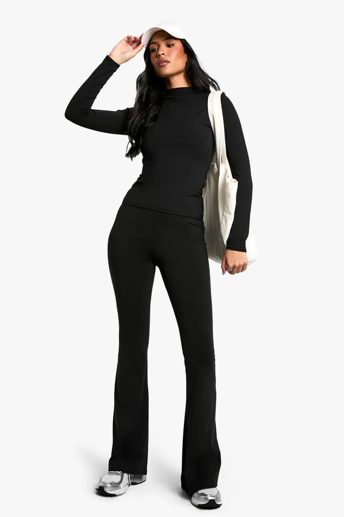 boohoo Dames Tall Premium Sculpt Flares | Zwart | Maat: 36