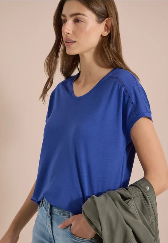 Shirt met V-hals en kanten detail