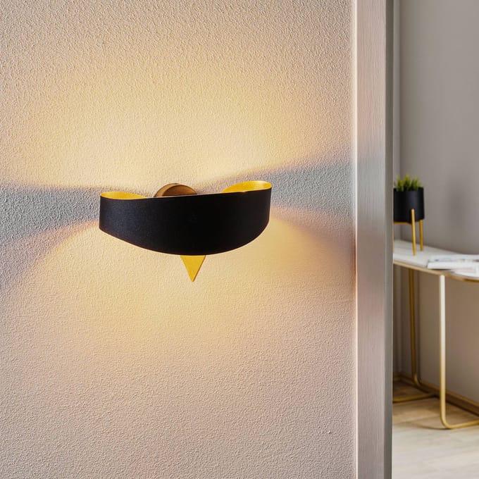 Selène Zwart-gouden design-wandlamp Scudo