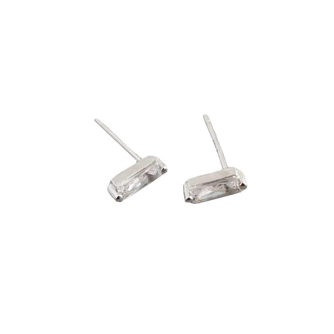 YOLA Stud Oorbellen | Wit/Zilver | 7,8 x 3 mm | 925 Silver