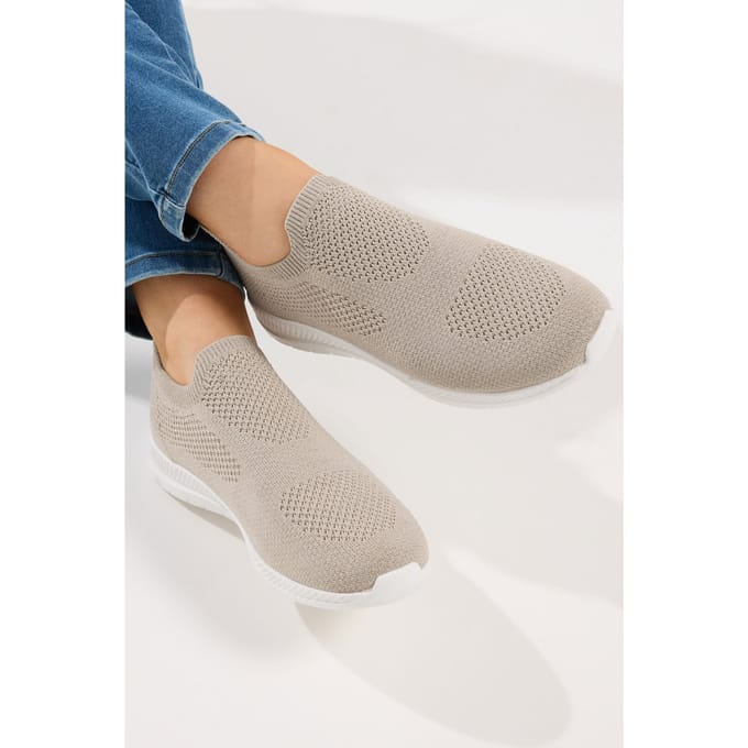 Yours Goudkleurige Gebreide Sneakers Met Brede Epasvormsize 40E