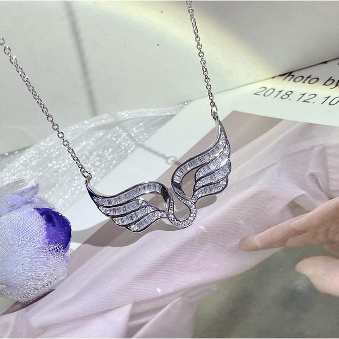Micro Ingelegd Gekleurd Diamant Engelenvleugels Engel Ketting gray