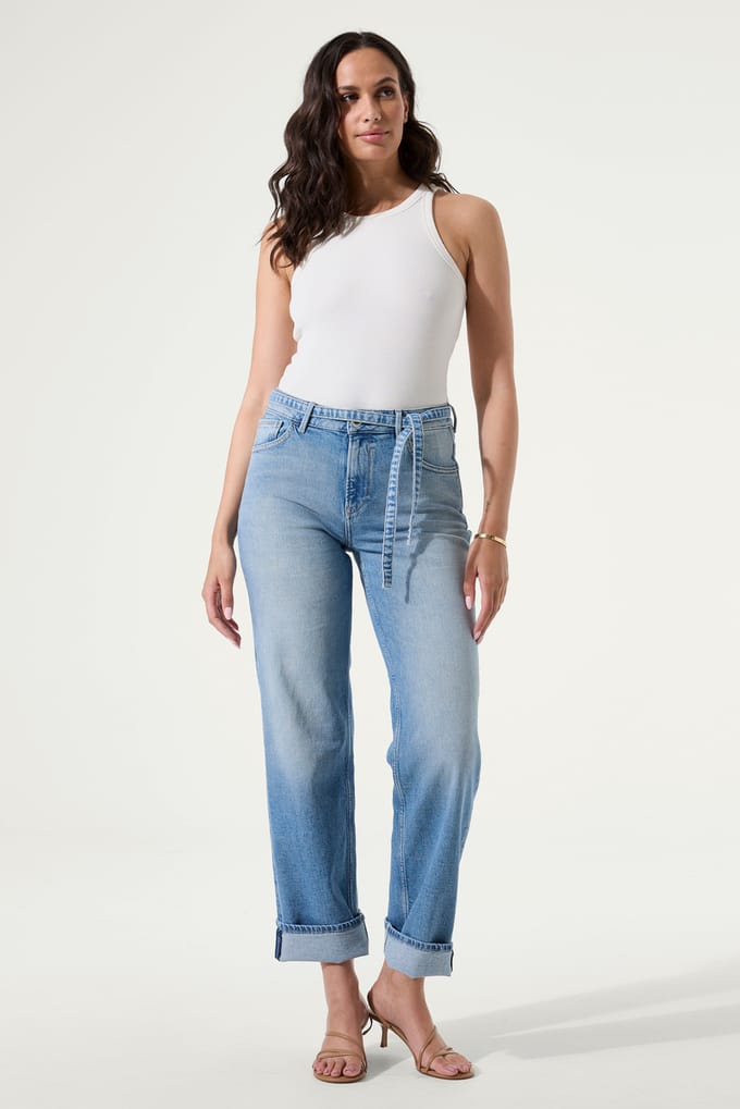 Celia 251 Regular Straight Jeans - Medium Used
