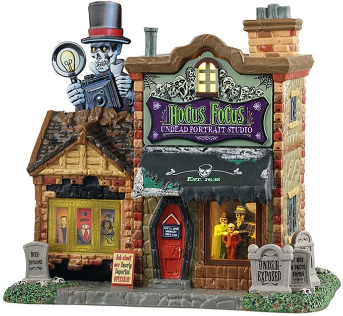 Spooky Town - Hocus Focus Undead Portrait Studio