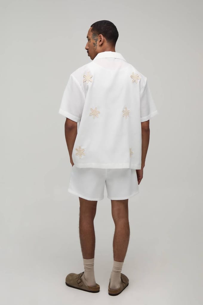 Oversized Shirt En Short Set Met Gehaakte Applicatie | Natural | Size Medium