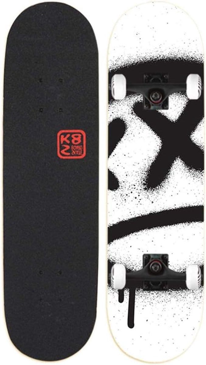 Compleet Skateboard - Standaard Board - Beginners Tricks - Dubbele Kick - 31 x 8 Inch - C