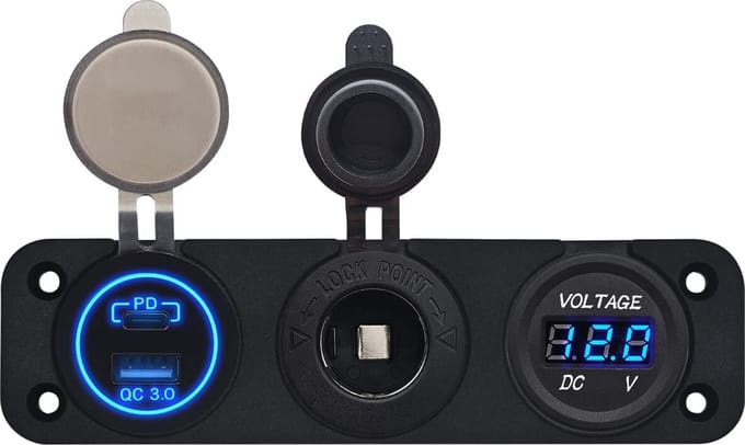 ProRide 12V USB Autolader 2 Poorten - QC3.0 - Voltmeter en 12V/24V Sigarettenplug - Drievoudig inbouw