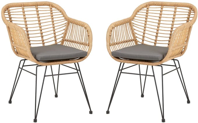 Tuinstoelen PARAMO, set van 2, van polyrotan – naturel/grijs met een zwart metalen frame