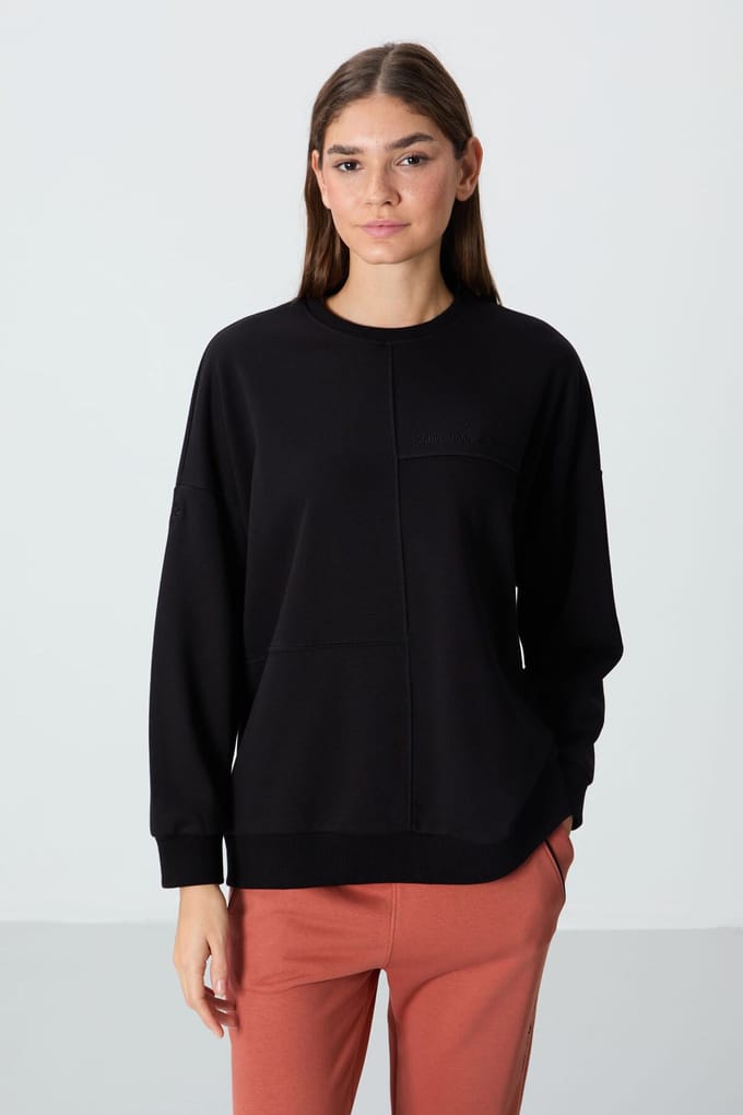 Oversized Crewneck Sweater