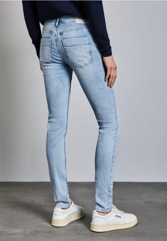 Slim Fit jeans