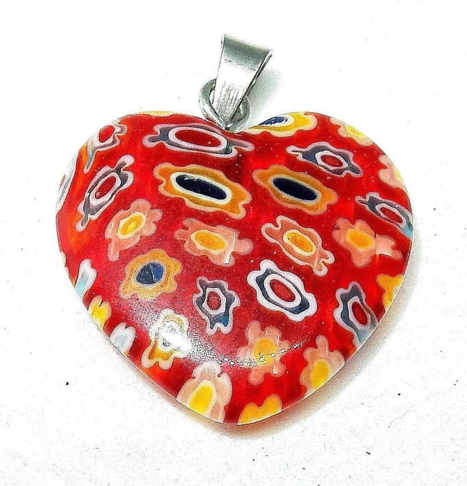 Hartje rood met kettinkje