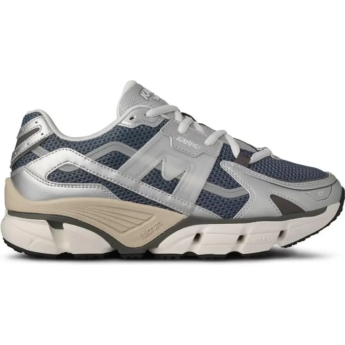 Trainers Karhu Super Fulcrum