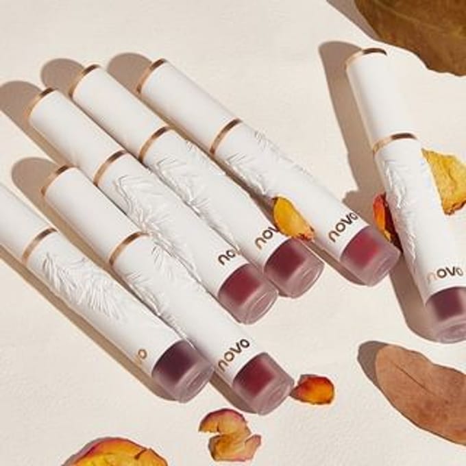 NOVO - Light Feather Soft Mist Lip Gloss - 6 Colors 07# Red Bean Paste - 3.5g
