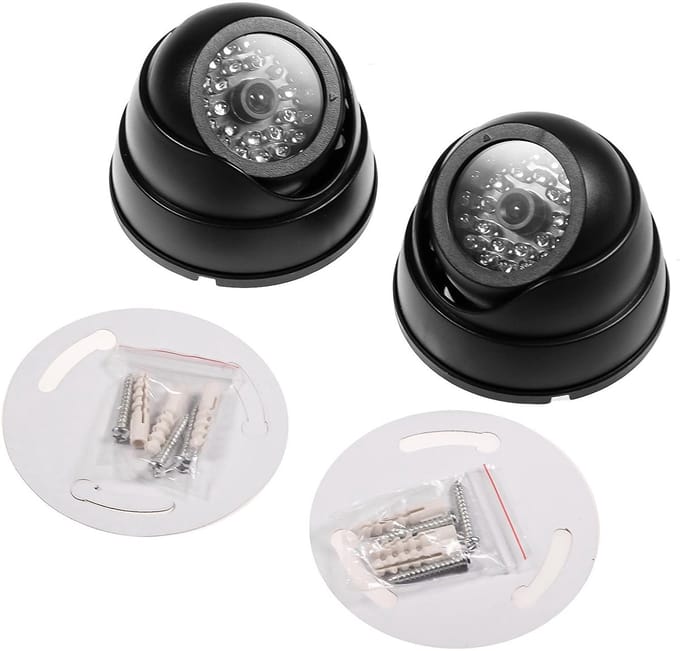 Dummy Camera - Nep Camera - Beveiliging Nabouwen - Knipperend LED - 16cm x 8cm - Zwart