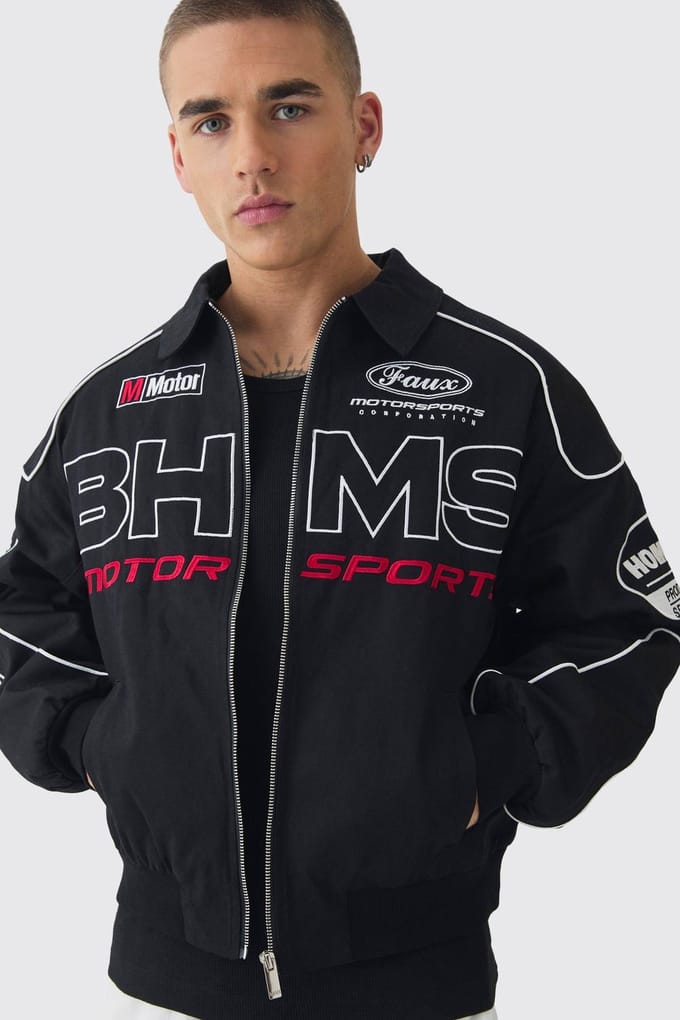Boxy Badge Twill Moto-Jack in Zwart | Black | Size Medium