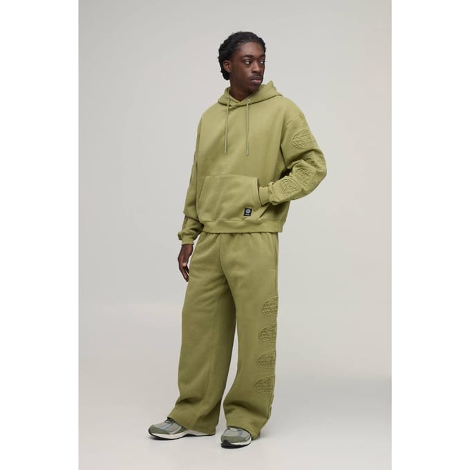Oversized Boxy Trainingspak Met Wijde Pijpen En Wereldwijd Reliëfdetail | Khaki | Size Medium