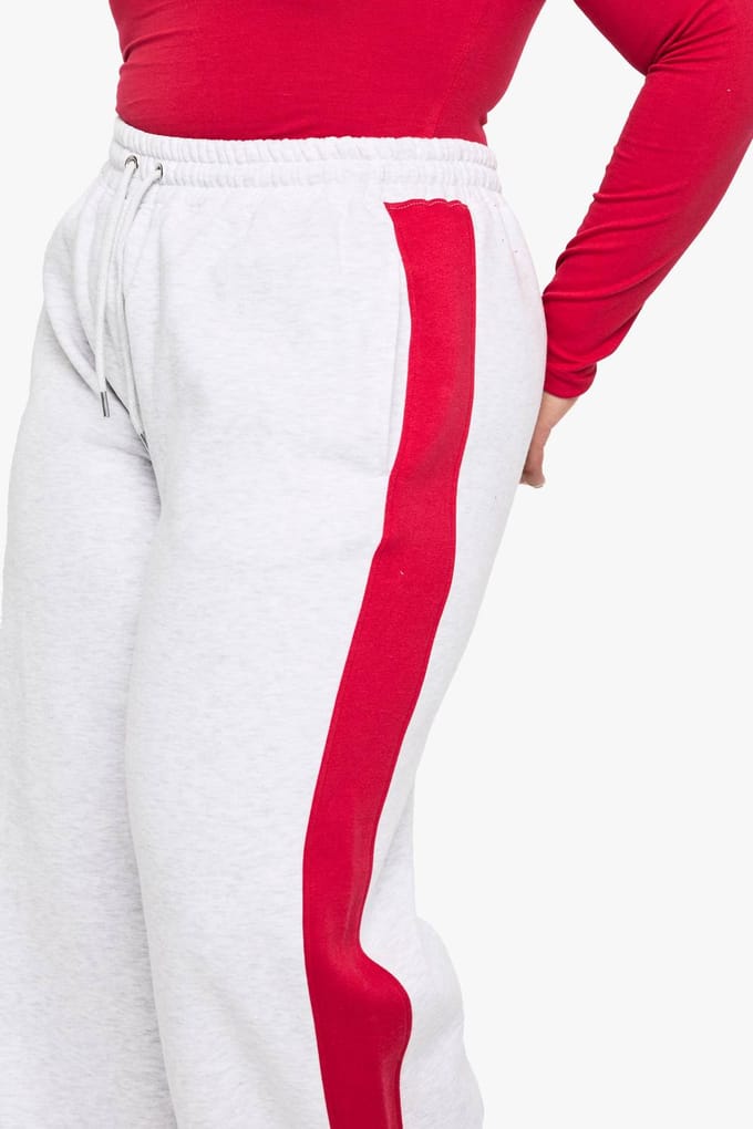 boohoo Dames PLUS ZijSTREEP BREDE PijPEN JOGGERS | Rood | Maat: 46