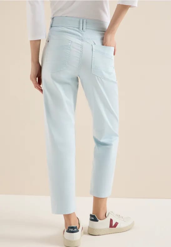 7/8 Mid Waist Slim Legs broek in casual fit