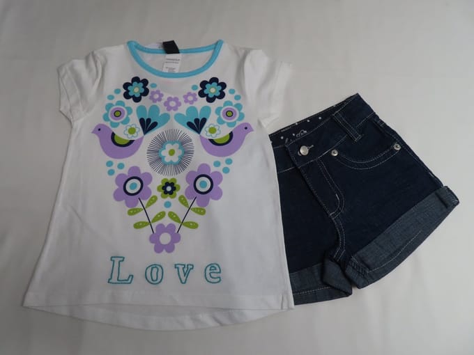 Ensemble - Meisje - Tshirt wit met tekening en een jeans shortje - 4 jaar 104