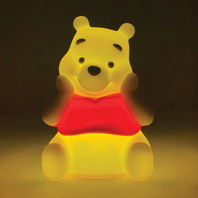 Grand Jester Studios - Winnie the Pooh Illuminated Figurine 6019054