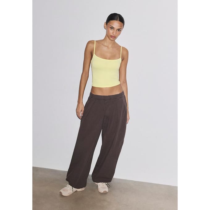 Stradivarius Top met polyamide bandjes  Goud S