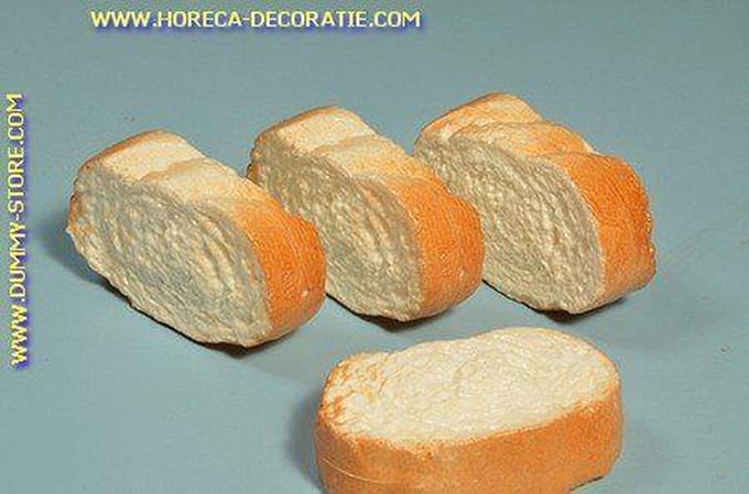 Stokbrood, 4 plakjes - 90 x 50 mm - brooddummy