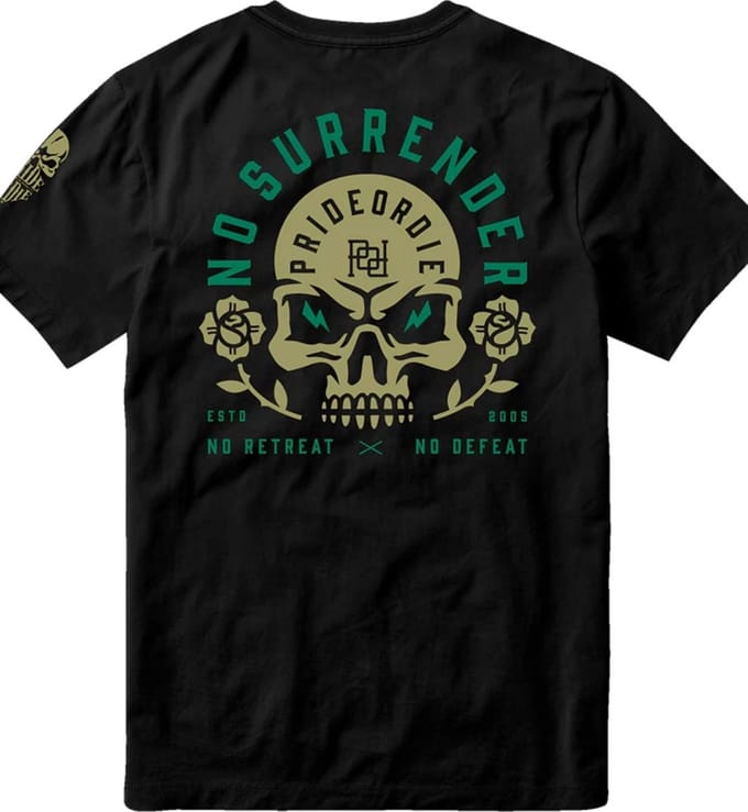 PRIDE or Die T-shirt NO SURRENDER Katoen Zwart - M