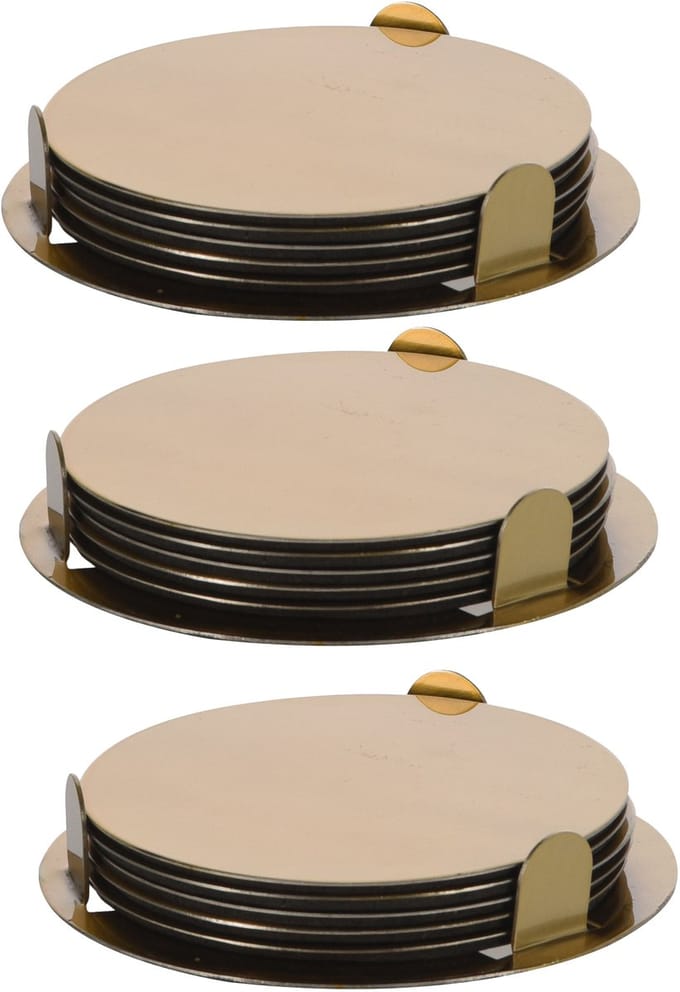 Bellatio Design Onderzetters - 18x - goud - RVS - 8,5 cm - met houder - schuimlaag - glasonderleggers