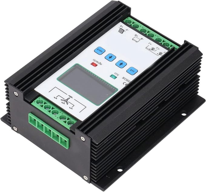Wind Solar Controller - Energie Regelaar - Hernieuwbare Energie - Digitale Intelligente Besturing - 12V 24V 600W - Grijs