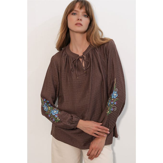 Geborduurde Oversized Crêpe Bloes