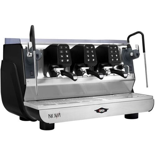 WEGA Nova Espressomachine / Pistonmachine - 3 groepen - met 2 melkopschuimers & heet water - Touch