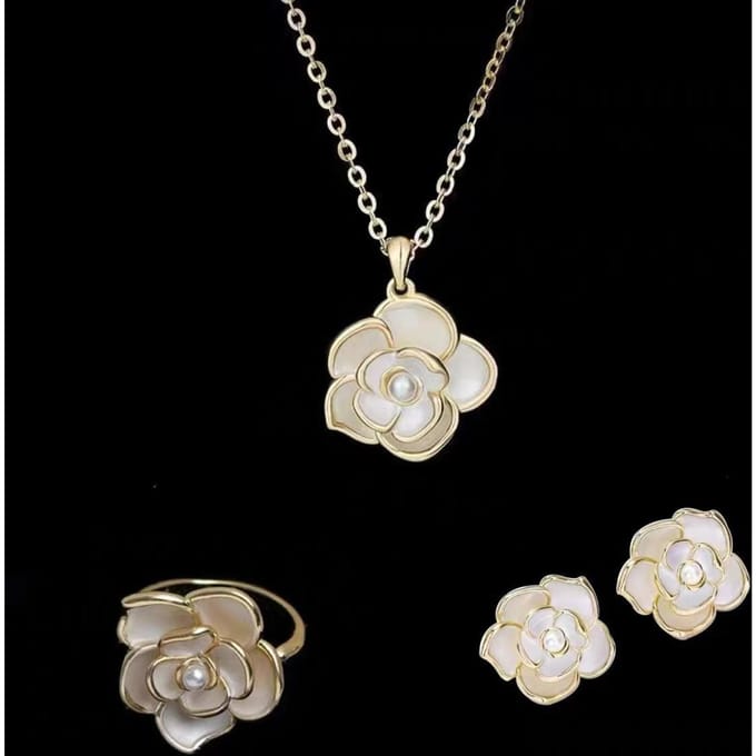 Parel Sieraden Set, Gloednieuwe Bloem Drie Delige Ring Hanger, Kleine Verse en Elegante Dames Sieraden Dames wit