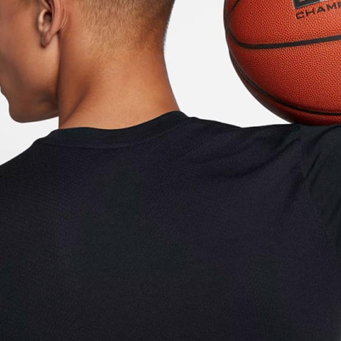 Nike Breathe Elite Basketbal Sport Sneldrogend T-shirt met Ronde Hals Heren Tops Zwart 891685-010 M black