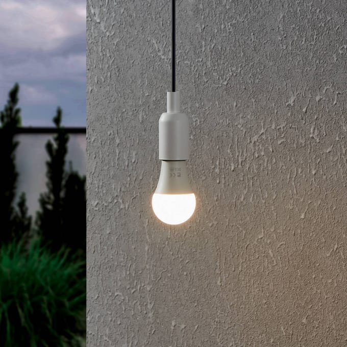 EGLO LED spot A60 Standard Sensor 9W/827 830 lumen matt E27