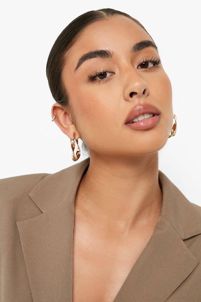 boohoo Dames Gouden Twist Hoepeloorringen