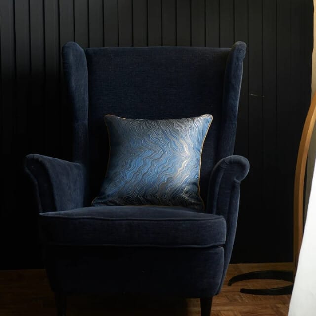 NOVÉE Sierkussen zinzi gold / blue | 45 x 45 cm | jacquard / polyester