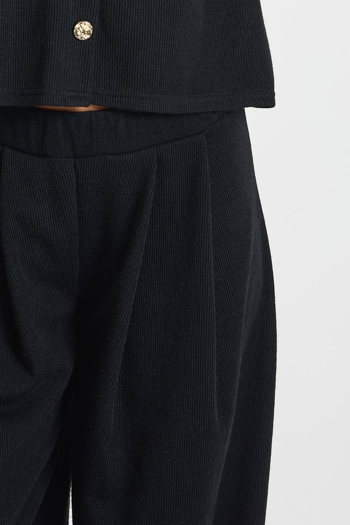 boohoo Dames Gestructureerde broek met wijde pijpen | Black | Maat: 6