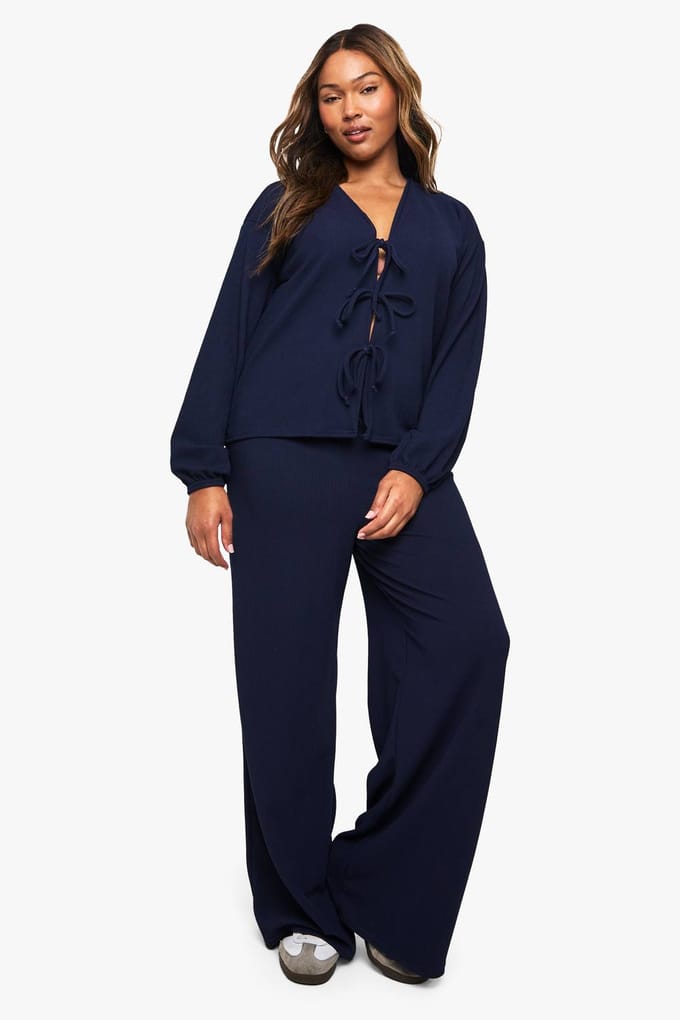 boohoo Dames Plus Rib Tie Front Blouse en Broekset | Marineblauw | Maat: 56