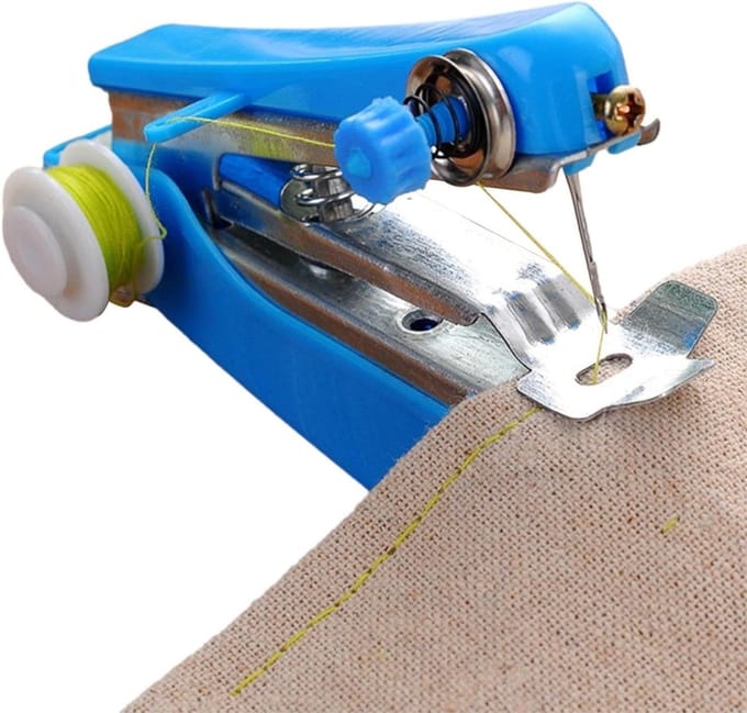 Handheld Naaimachine - Draagbare Steekmachine - Kleding Maken - Voor Dunne Stoffen - 11 cm - Veelkleurig