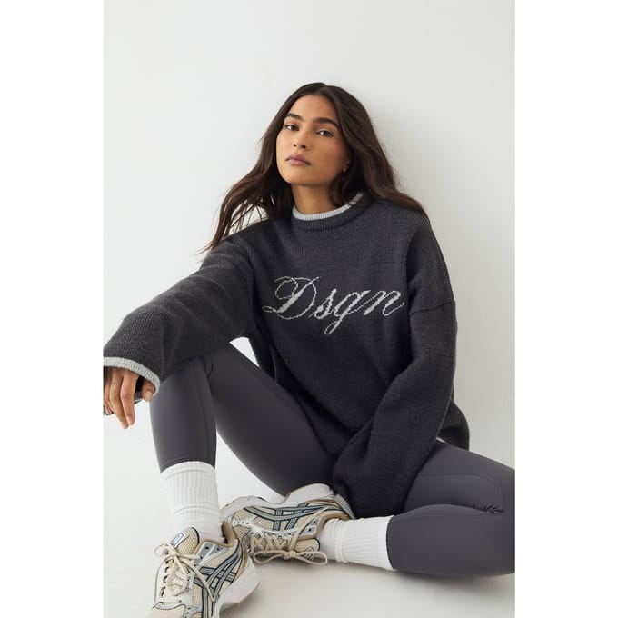 Dames DSGN Studio Script Contrast Oversized Gebreide Trui | Asgrijs | Maat: Small
